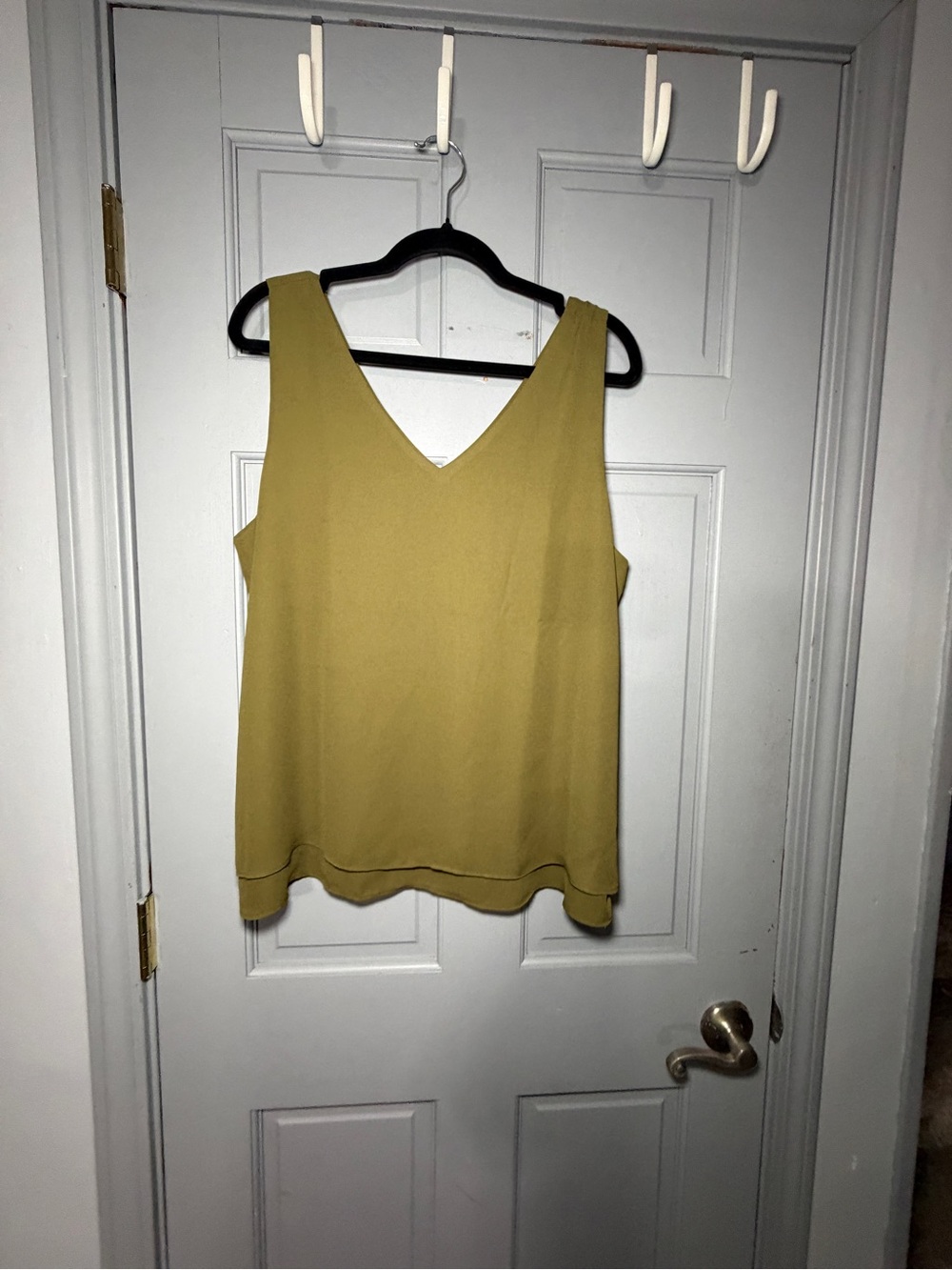 Ann Taylor Factory Olive Green V-Neck Sleeveless Tank